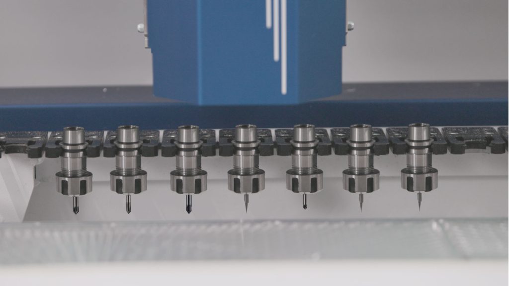 AxonV Compact CNC Milling Machine – Automatic Tool Changer