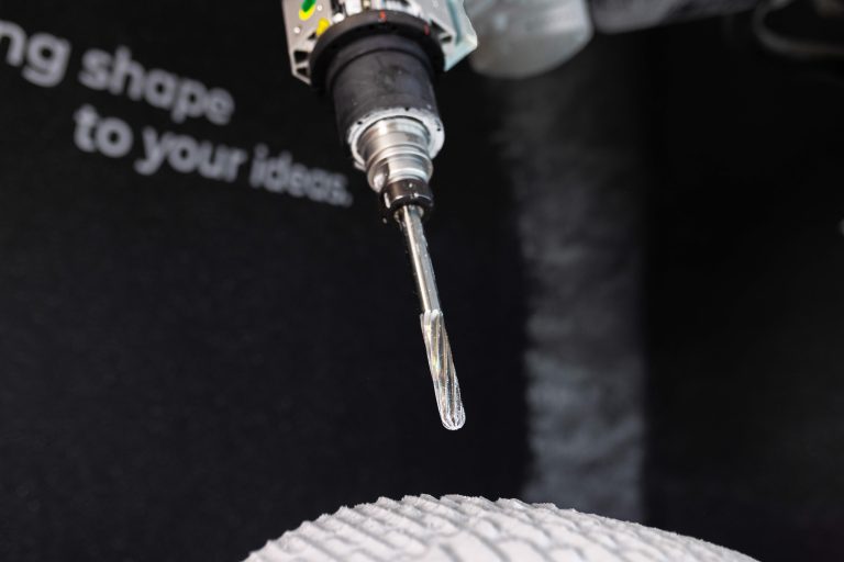RoboCut - Ronchini Milling Technologies - robotic